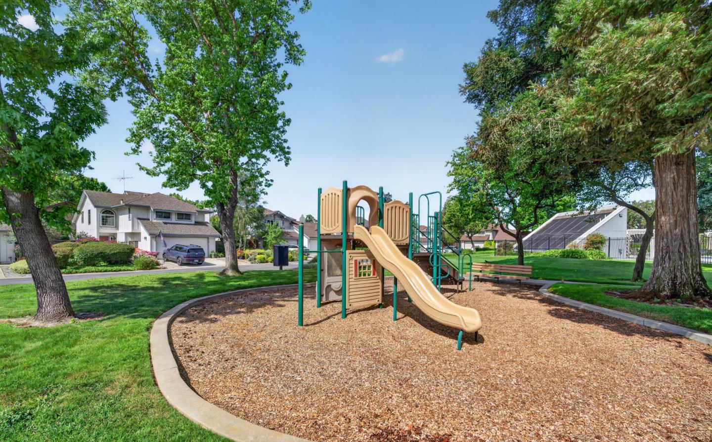 Detail Gallery Image 44 of 47 For 17590 Carriage Lamp Way, Morgan Hill,  CA 95037 - 3 Beds | 2 Baths