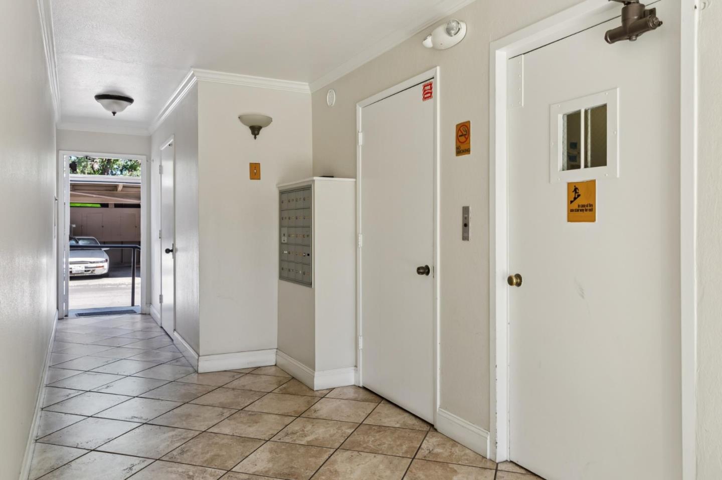 Detail Gallery Image 27 of 28 For 14225 Lora Dr #102,  Los Gatos,  CA 95032 - 2 Beds | 1 Baths