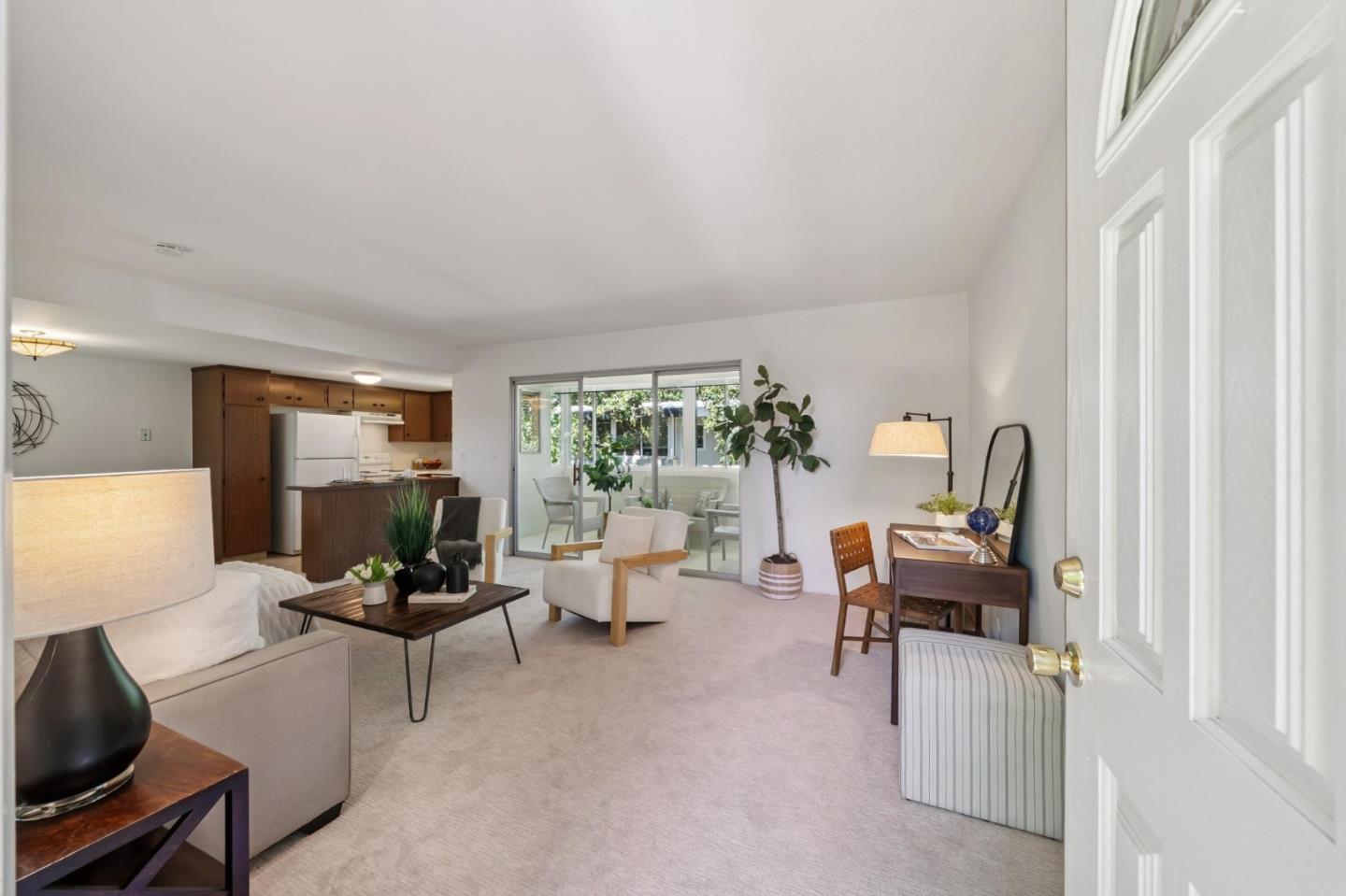 Detail Gallery Image 6 of 28 For 14225 Lora Dr #102,  Los Gatos,  CA 95032 - 2 Beds | 1 Baths