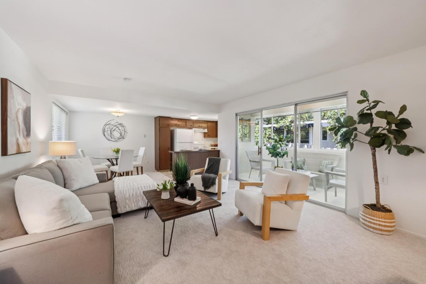 Detail Gallery Image 7 of 28 For 14225 Lora Dr #102,  Los Gatos,  CA 95032 - 2 Beds | 1 Baths