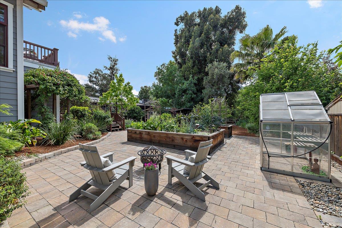 Detail Gallery Image 34 of 39 For 345 Brookwood Ave, San Jose,  CA 95116 - 5 Beds | 4 Baths