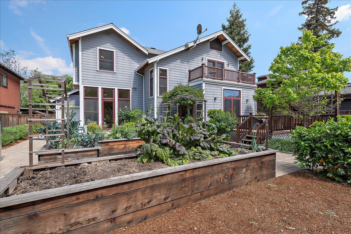 Detail Gallery Image 37 of 39 For 345 Brookwood Ave, San Jose,  CA 95116 - 5 Beds | 4 Baths