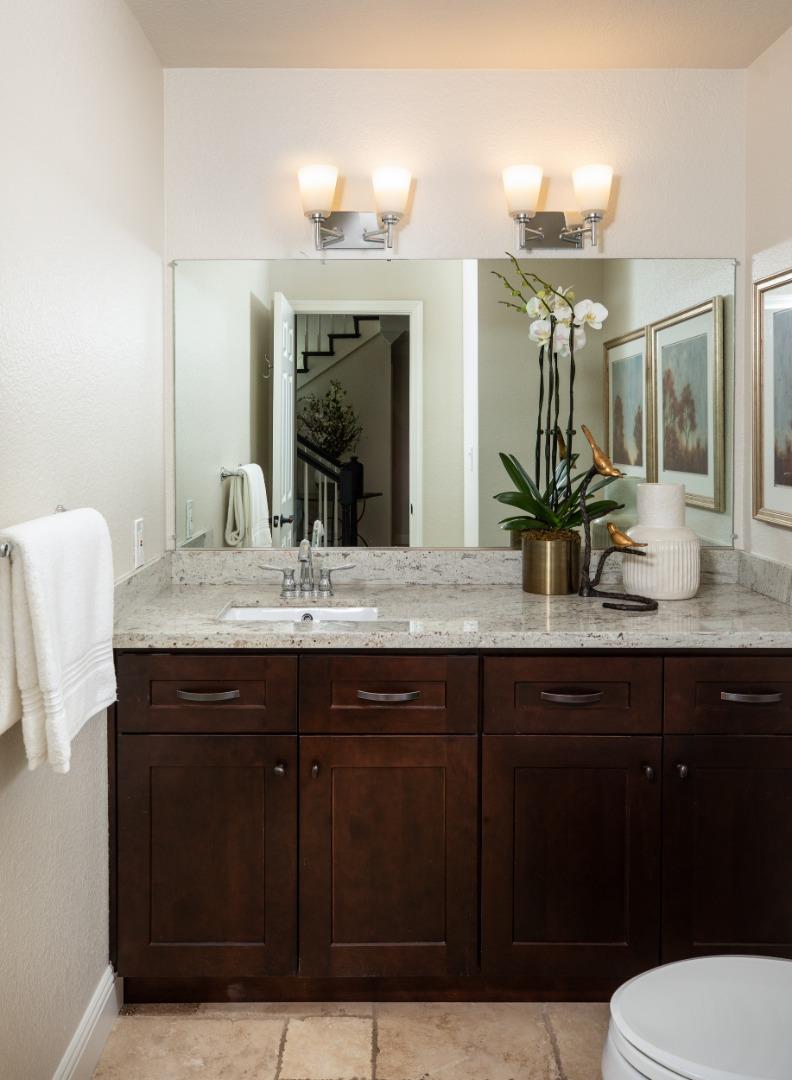 Detail Gallery Image 18 of 35 For 5 Poppy Ln, San Carlos,  CA 94070 - 3 Beds | 2/1 Baths