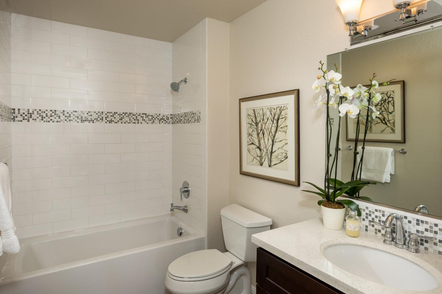 Detail Gallery Image 25 of 35 For 5 Poppy Ln, San Carlos,  CA 94070 - 3 Beds | 2/1 Baths