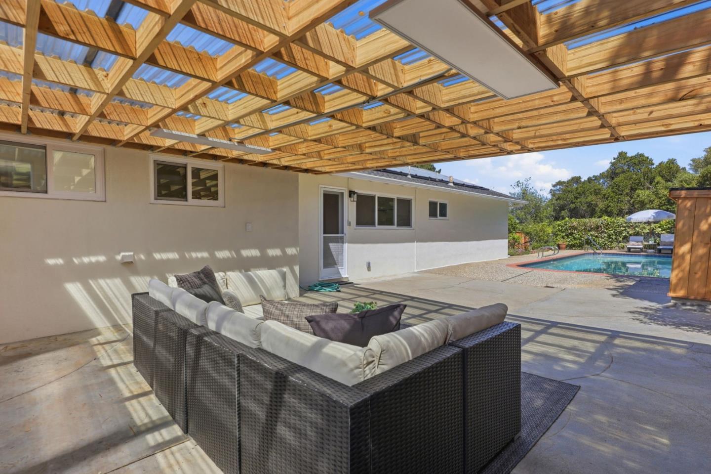 Detail Gallery Image 35 of 47 For 723 Linda Ct, San Mateo,  CA 94403 - 4 Beds | 2 Baths