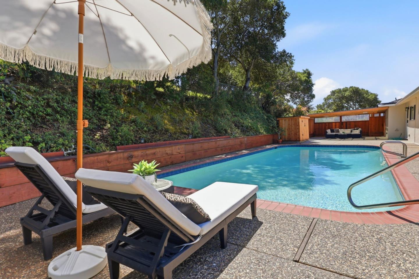 Detail Gallery Image 40 of 47 For 723 Linda Ct, San Mateo,  CA 94403 - 4 Beds | 2 Baths