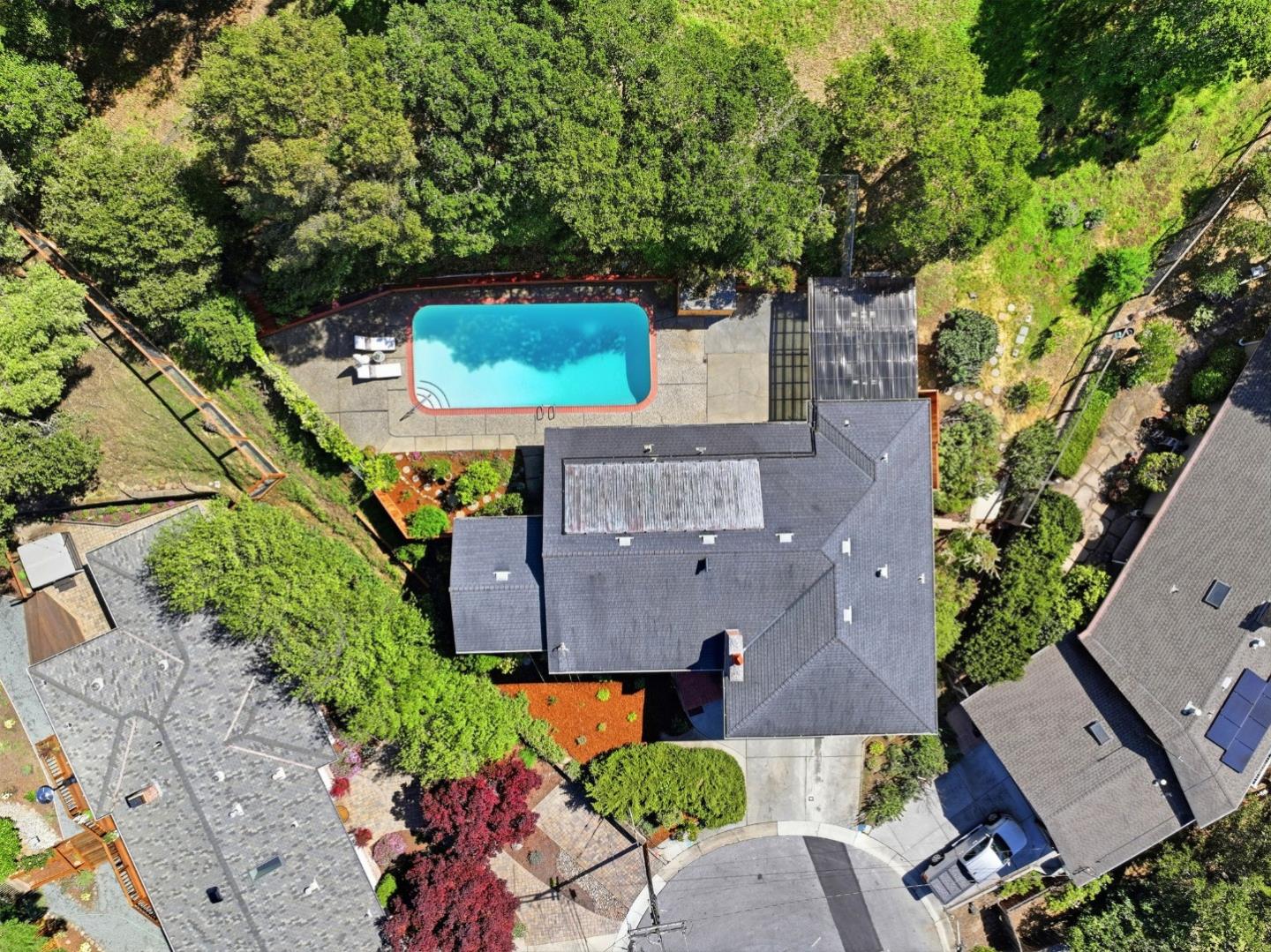 Detail Gallery Image 45 of 47 For 723 Linda Ct, San Mateo,  CA 94403 - 4 Beds | 2 Baths