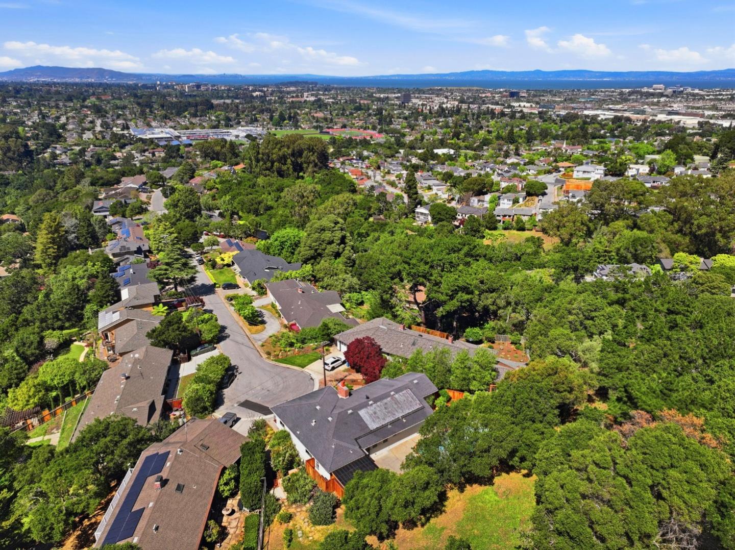 Detail Gallery Image 47 of 47 For 723 Linda Ct, San Mateo,  CA 94403 - 4 Beds | 2 Baths