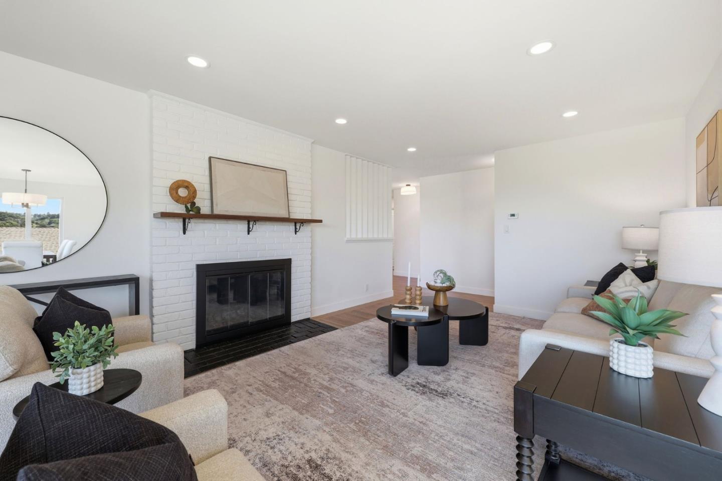 Detail Gallery Image 6 of 47 For 723 Linda Ct, San Mateo,  CA 94403 - 4 Beds | 2 Baths