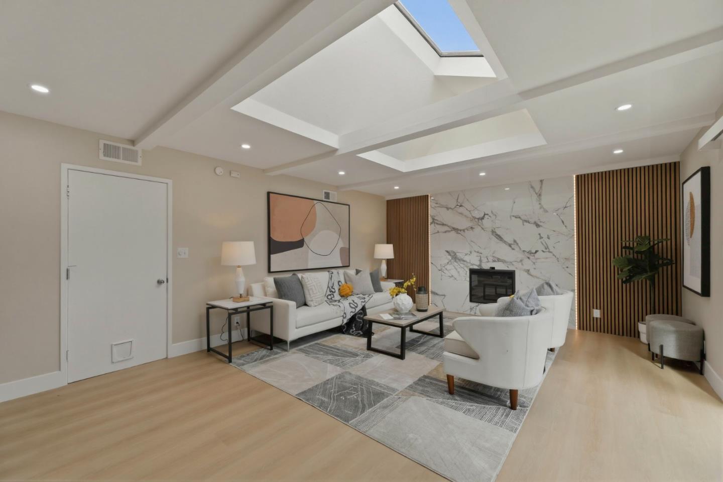 Detail Gallery Image 10 of 33 For 4456 Hilton Ave, San Jose,  CA 95130 - 3 Beds | 2 Baths