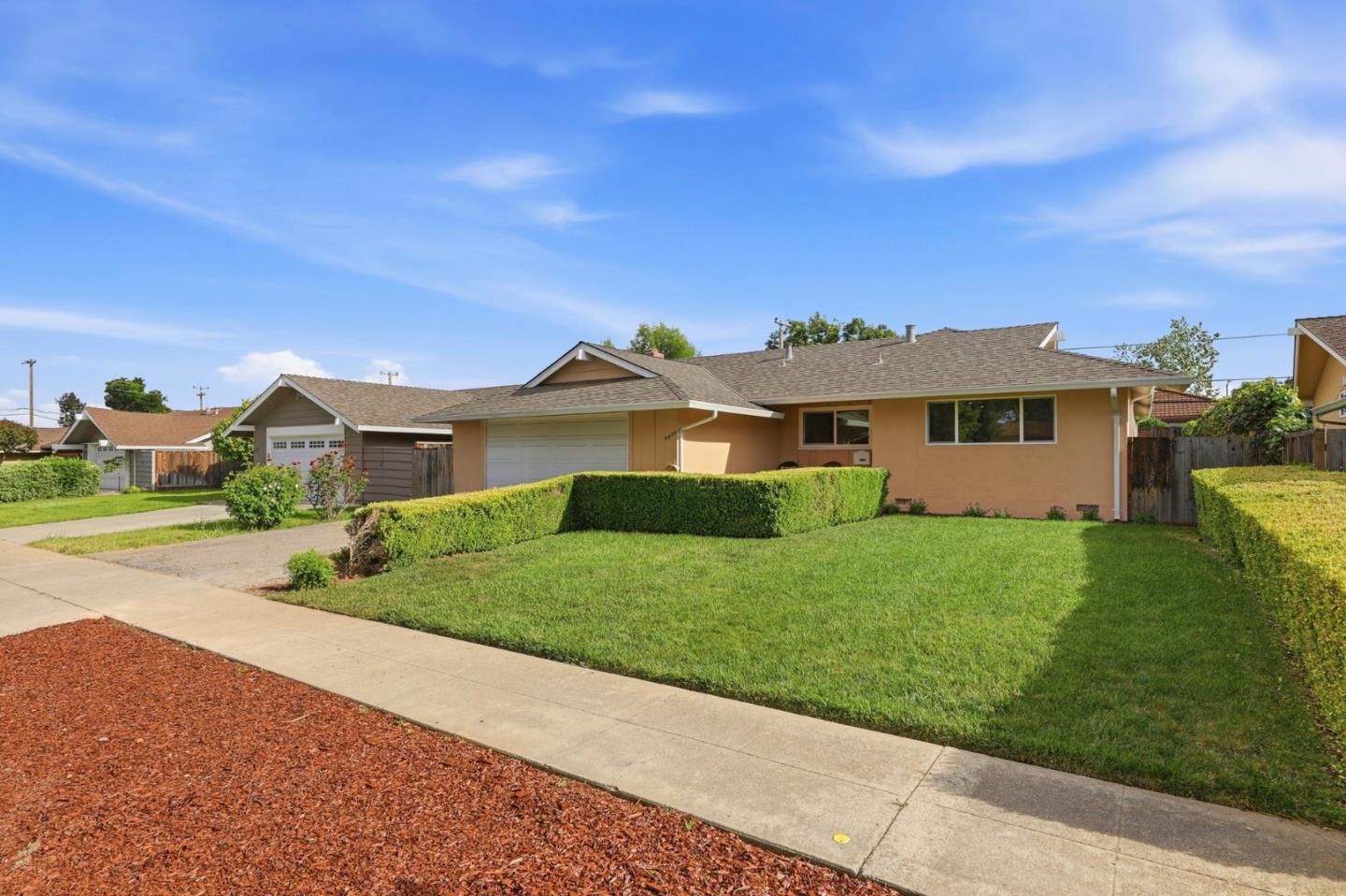 Detail Gallery Image 3 of 33 For 4456 Hilton Ave, San Jose,  CA 95130 - 3 Beds | 2 Baths