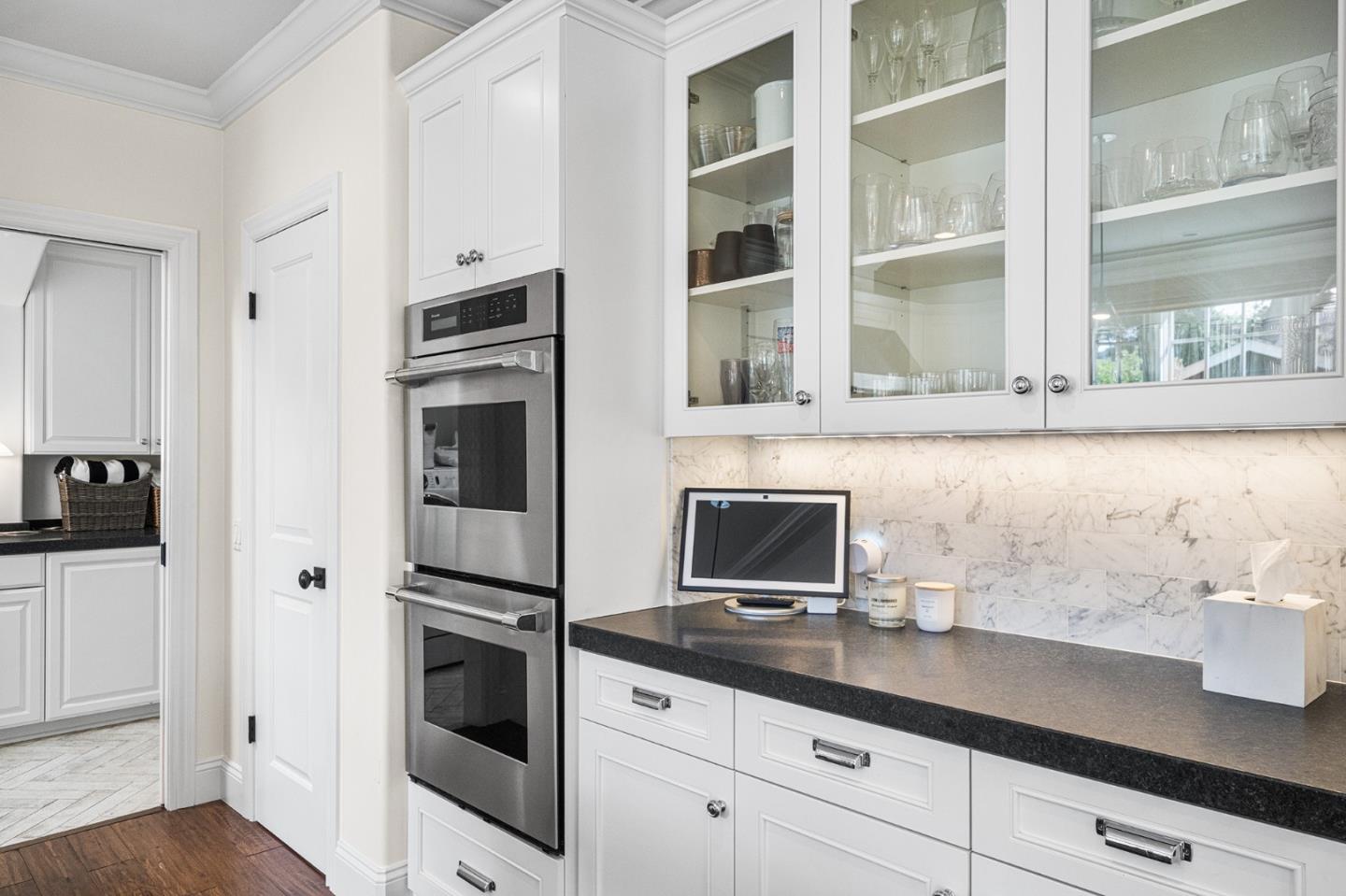 Detail Gallery Image 19 of 41 For 16344 Camellia Ter, Los Gatos,  CA 95032 - 4 Beds | 2/1 Baths