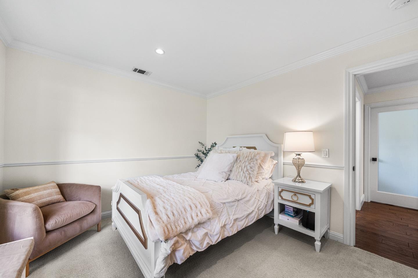 Detail Gallery Image 26 of 41 For 16344 Camellia Ter, Los Gatos,  CA 95032 - 4 Beds | 2/1 Baths