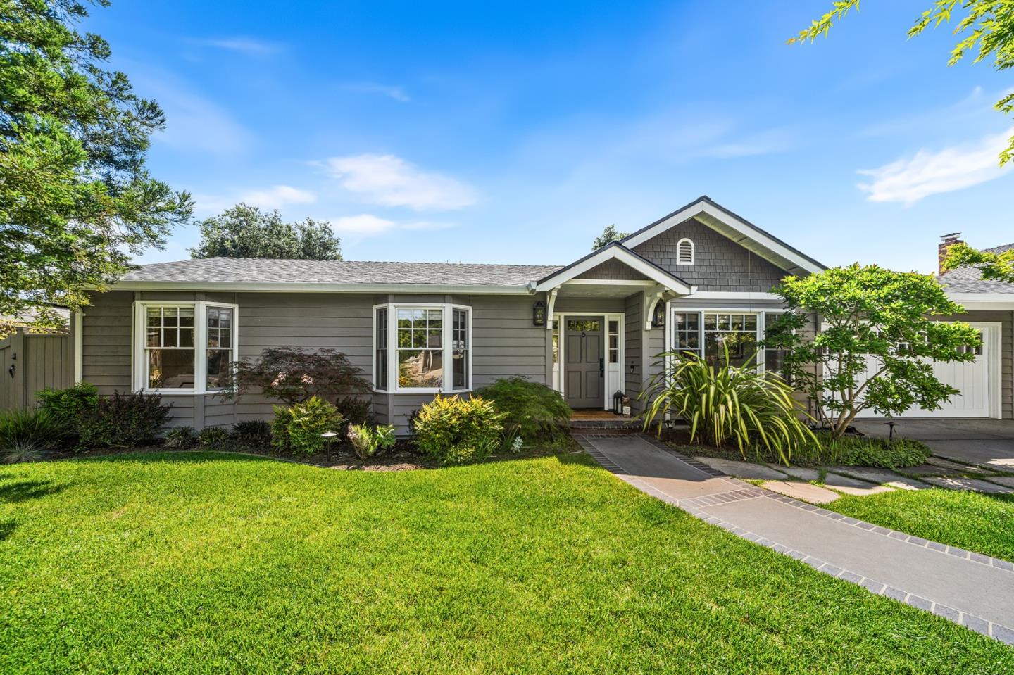 Detail Gallery Image 3 of 41 For 16344 Camellia Ter, Los Gatos,  CA 95032 - 4 Beds | 2/1 Baths