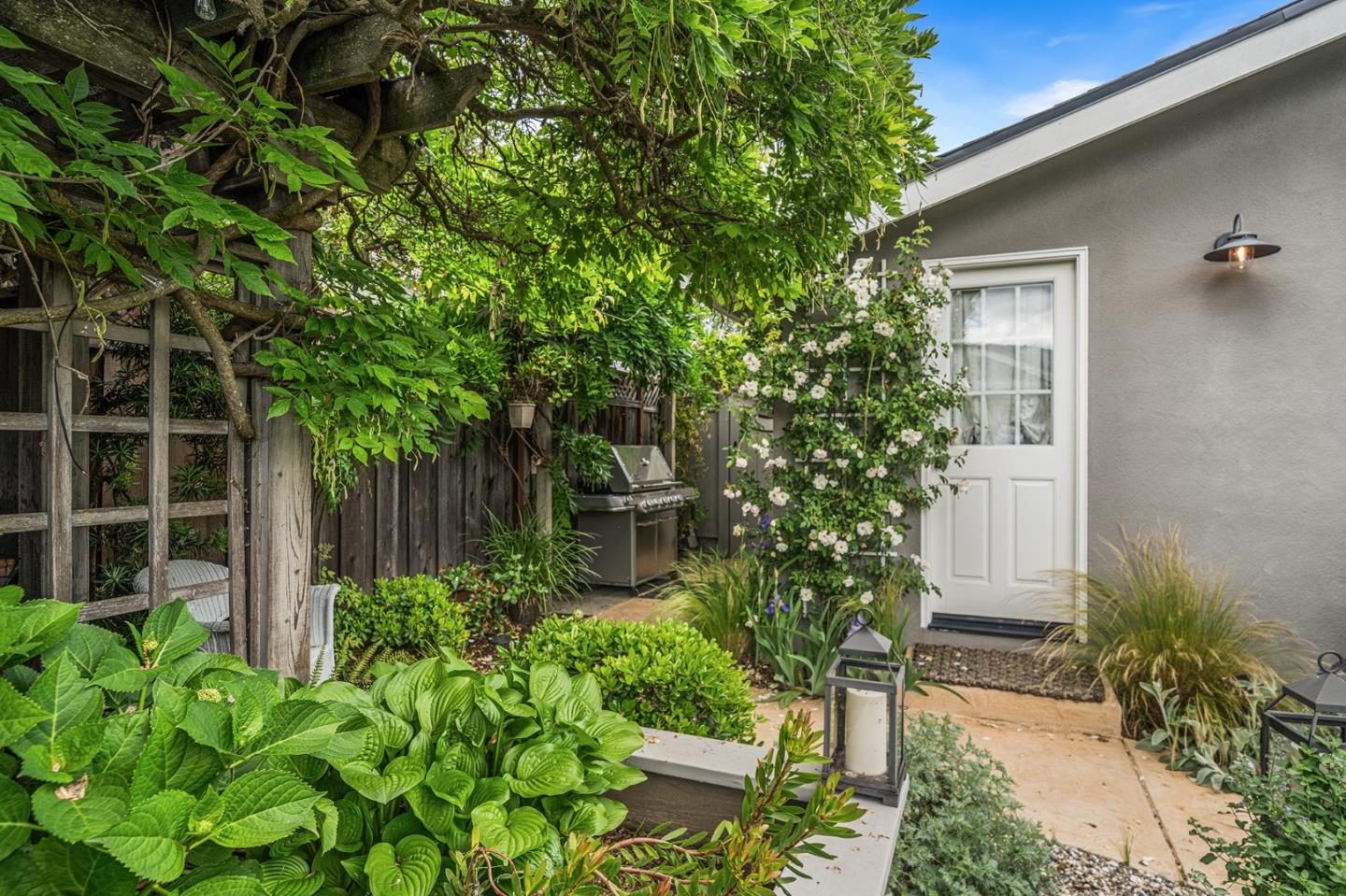 Detail Gallery Image 36 of 41 For 16344 Camellia Ter, Los Gatos,  CA 95032 - 4 Beds | 2/1 Baths