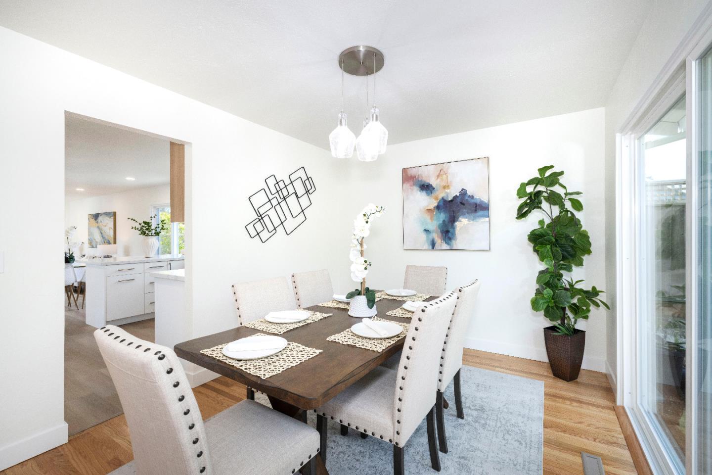 Detail Gallery Image 17 of 45 For 2671 Comstock Cir, Belmont,  CA 94002 - 4 Beds | 2 Baths