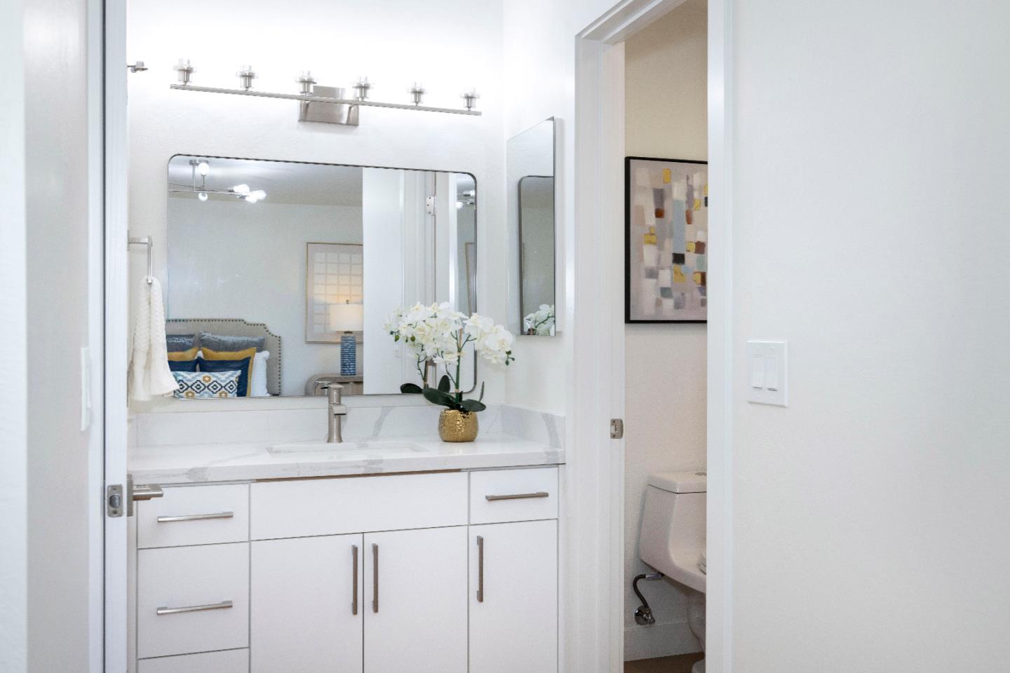 Detail Gallery Image 31 of 45 For 2671 Comstock Cir, Belmont,  CA 94002 - 4 Beds | 2 Baths