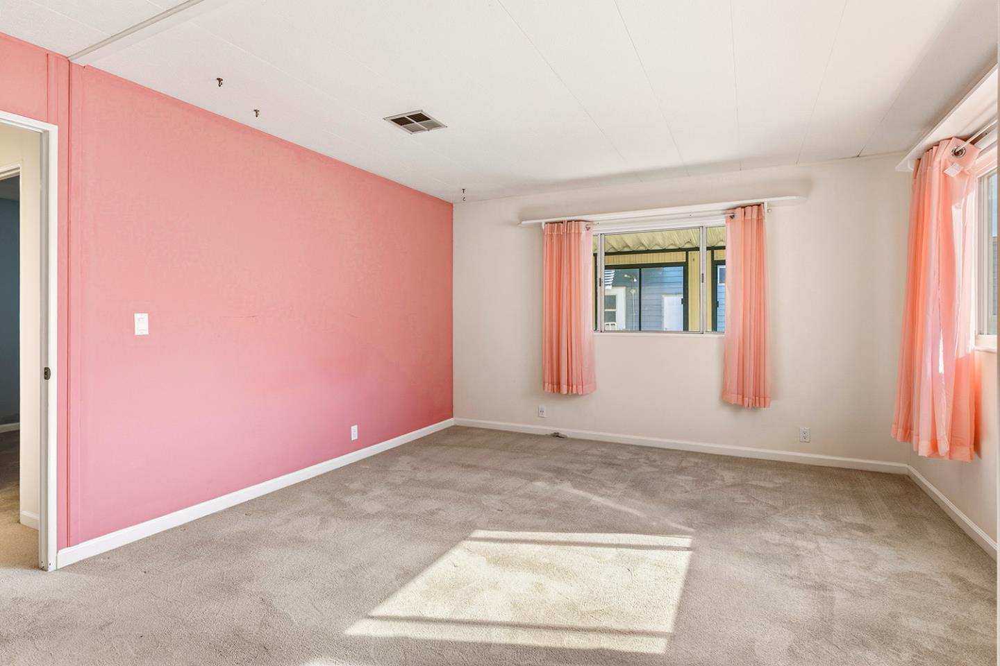 Detail Gallery Image 11 of 28 For 150 Kern #110,  Salinas,  CA 93905 - 2 Beds | 2 Baths