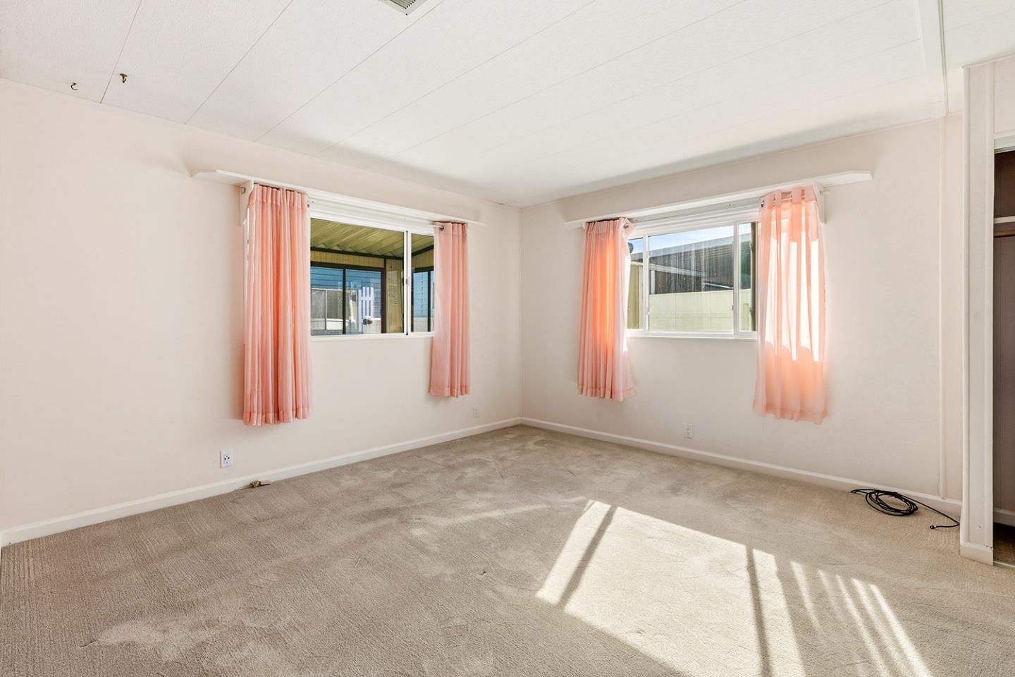 Detail Gallery Image 13 of 28 For 150 Kern #110,  Salinas,  CA 93905 - 2 Beds | 2 Baths