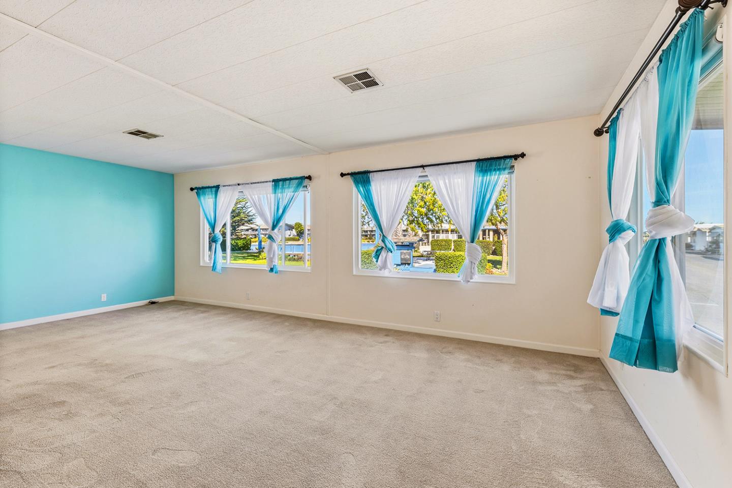 Detail Gallery Image 16 of 28 For 150 Kern #110,  Salinas,  CA 93905 - 2 Beds | 2 Baths