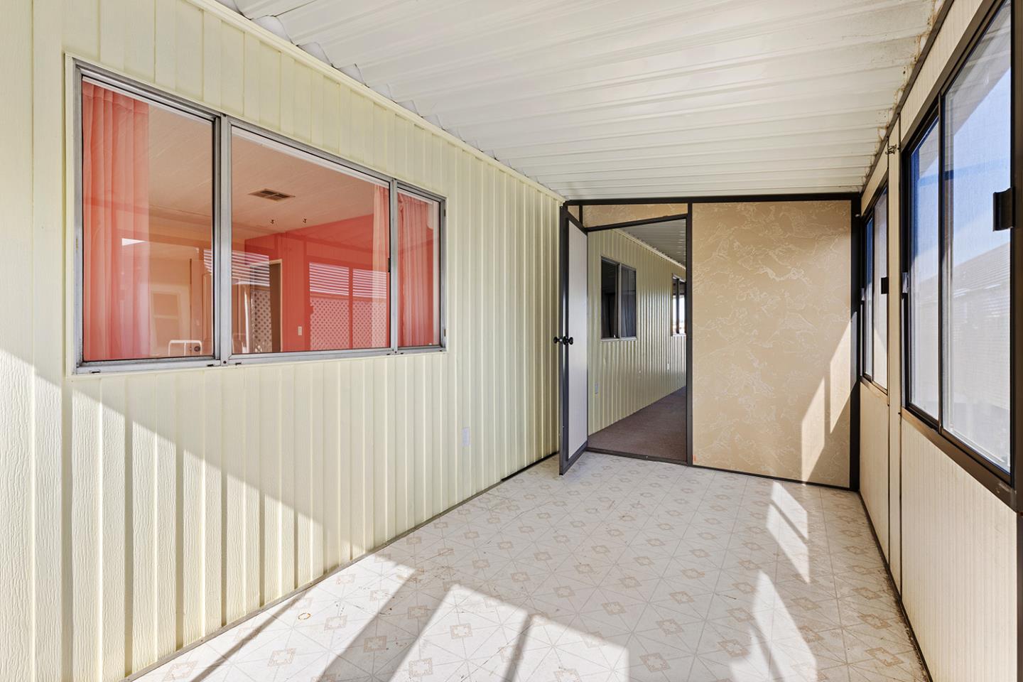 Detail Gallery Image 21 of 28 For 150 Kern #110,  Salinas,  CA 93905 - 2 Beds | 2 Baths