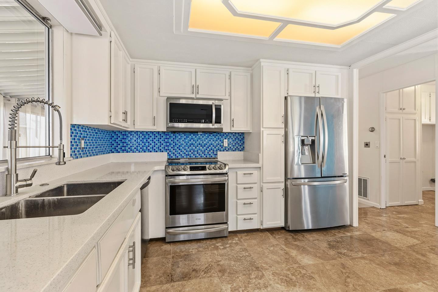 Detail Gallery Image 9 of 28 For 150 Kern #110,  Salinas,  CA 93905 - 2 Beds | 2 Baths