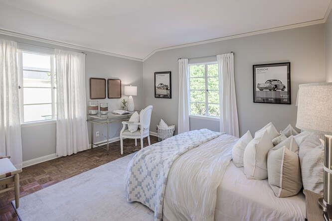 Detail Gallery Image 17 of 26 For 229 Aragon Blvd, San Mateo,  CA 94402 - 4 Beds | 2/1 Baths