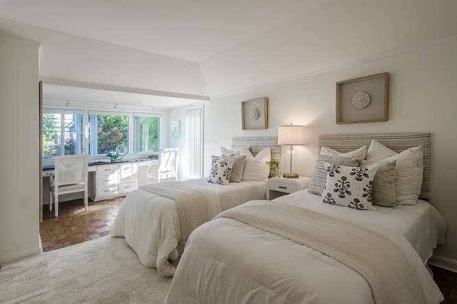 Detail Gallery Image 20 of 26 For 229 Aragon Blvd, San Mateo,  CA 94402 - 4 Beds | 2/1 Baths