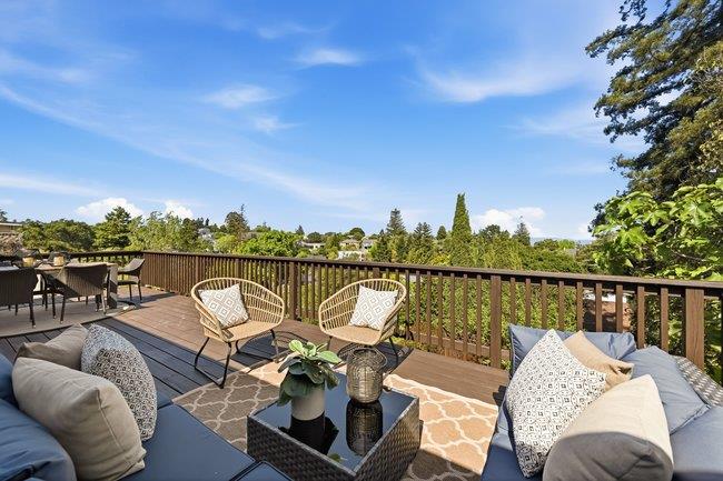 Detail Gallery Image 29 of 49 For 317 Sycamore St, San Carlos,  CA 94070 - 4 Beds | 2 Baths