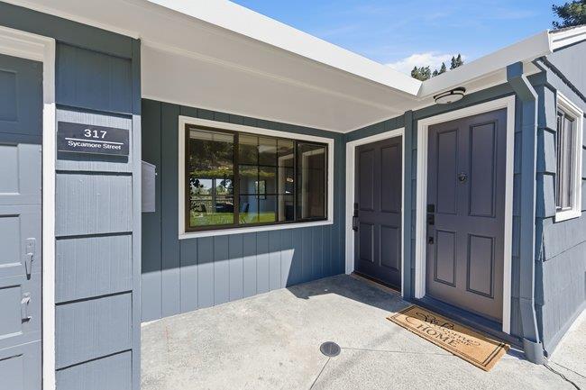 Detail Gallery Image 4 of 49 For 317 Sycamore St, San Carlos,  CA 94070 - 4 Beds | 2 Baths