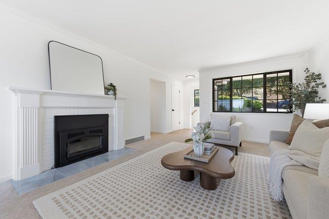 Detail Gallery Image 6 of 49 For 317 Sycamore St, San Carlos,  CA 94070 - 4 Beds | 2 Baths