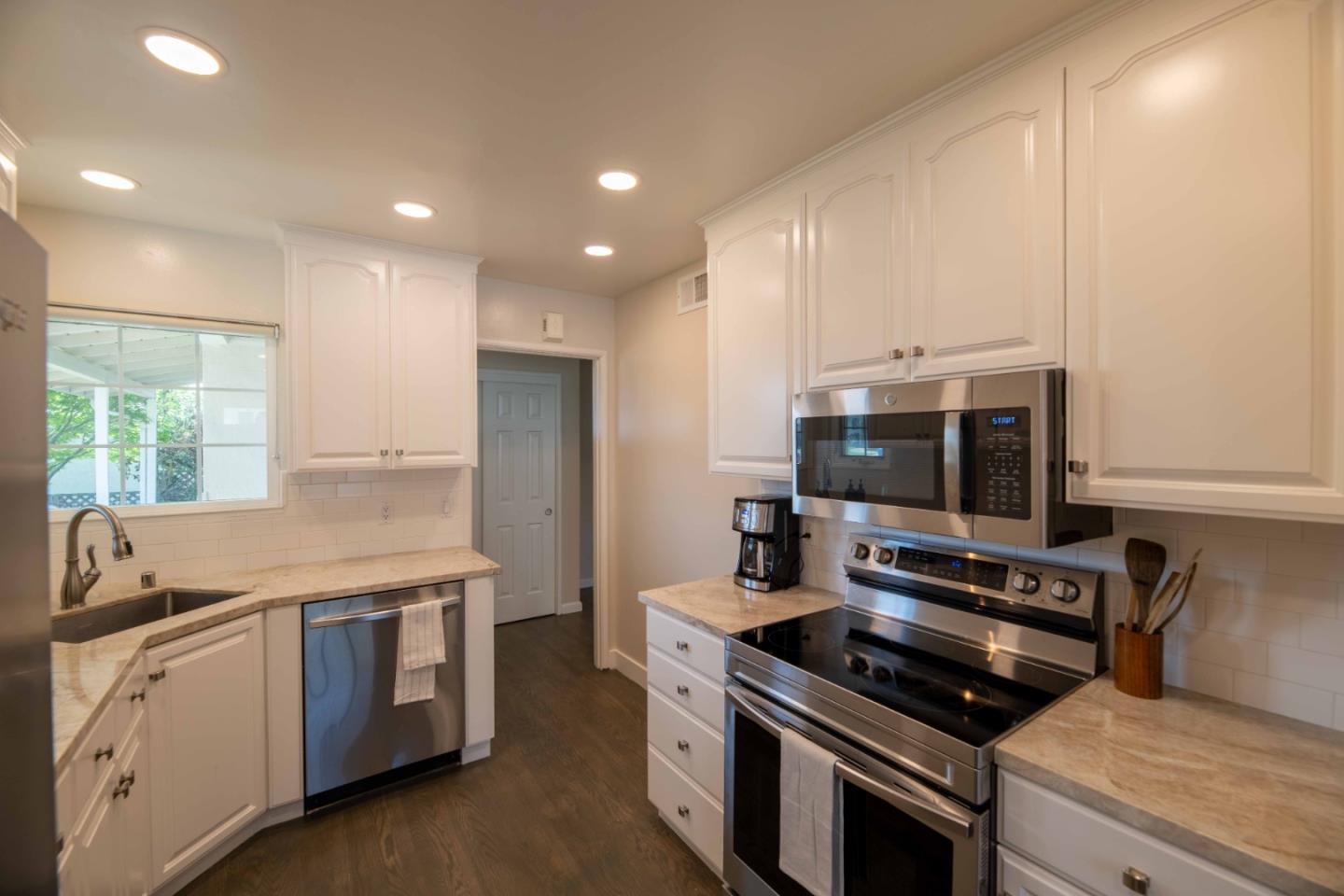 Detail Gallery Image 16 of 29 For 4547 La Salle Ave, Fremont,  CA 94536 - 3 Beds | 2 Baths