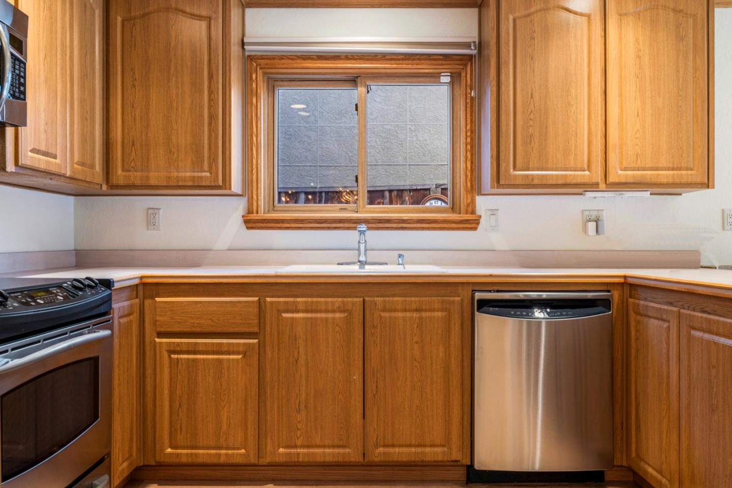 Detail Gallery Image 12 of 41 For 6163 Dunn Ave, San Jose,  CA 95123 - 3 Beds | 2 Baths