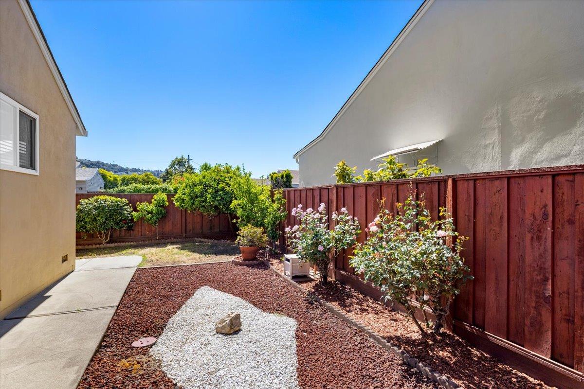 Detail Gallery Image 46 of 64 For 3713 Santiago St, San Mateo,  CA 94403 - 3 Beds | 2 Baths