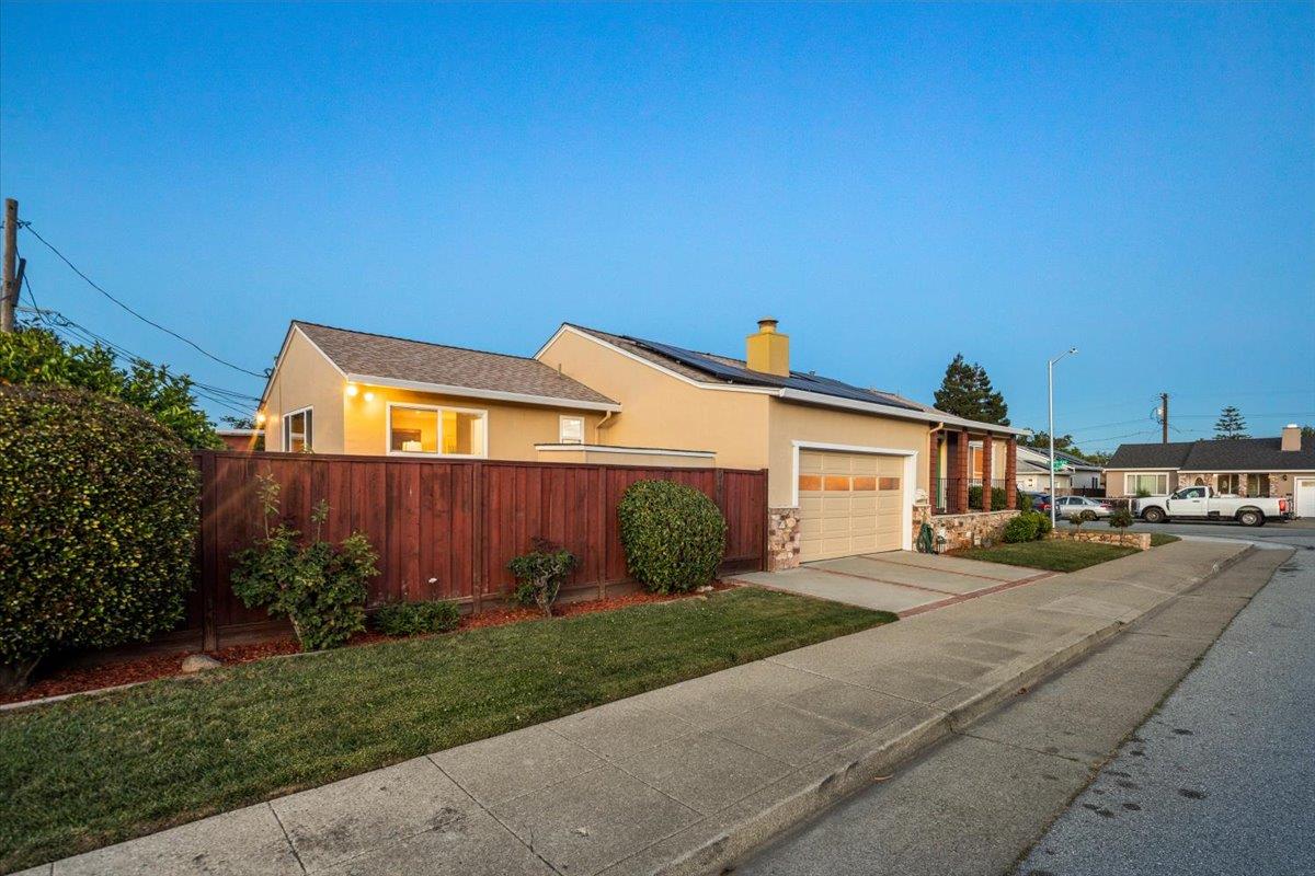 Detail Gallery Image 7 of 64 For 3713 Santiago St, San Mateo,  CA 94403 - 3 Beds | 2 Baths