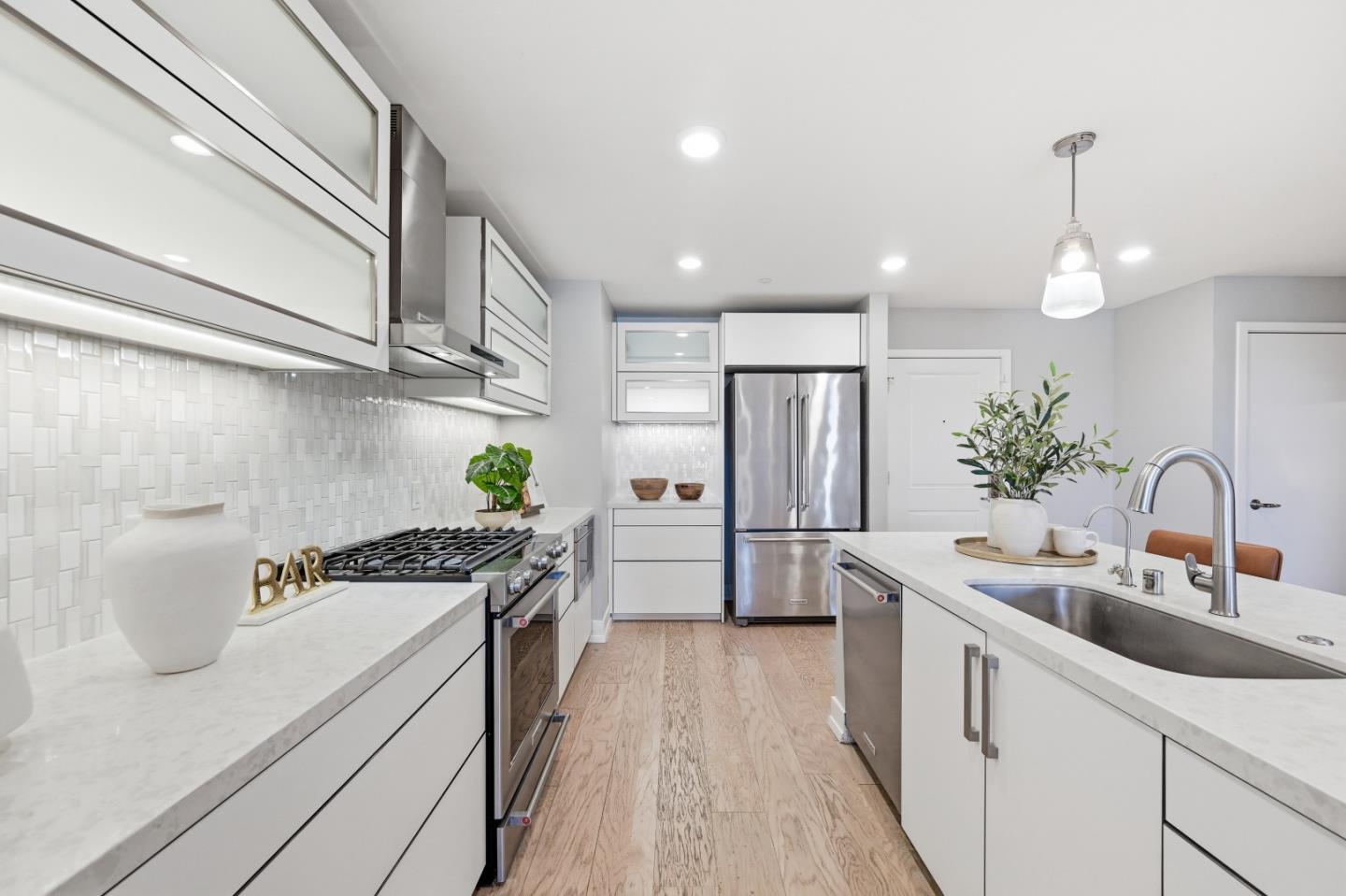 Detail Gallery Image 17 of 55 For 1048 Monroe St #307,  Santa Clara,  CA 95050 - 3 Beds | 3 Baths