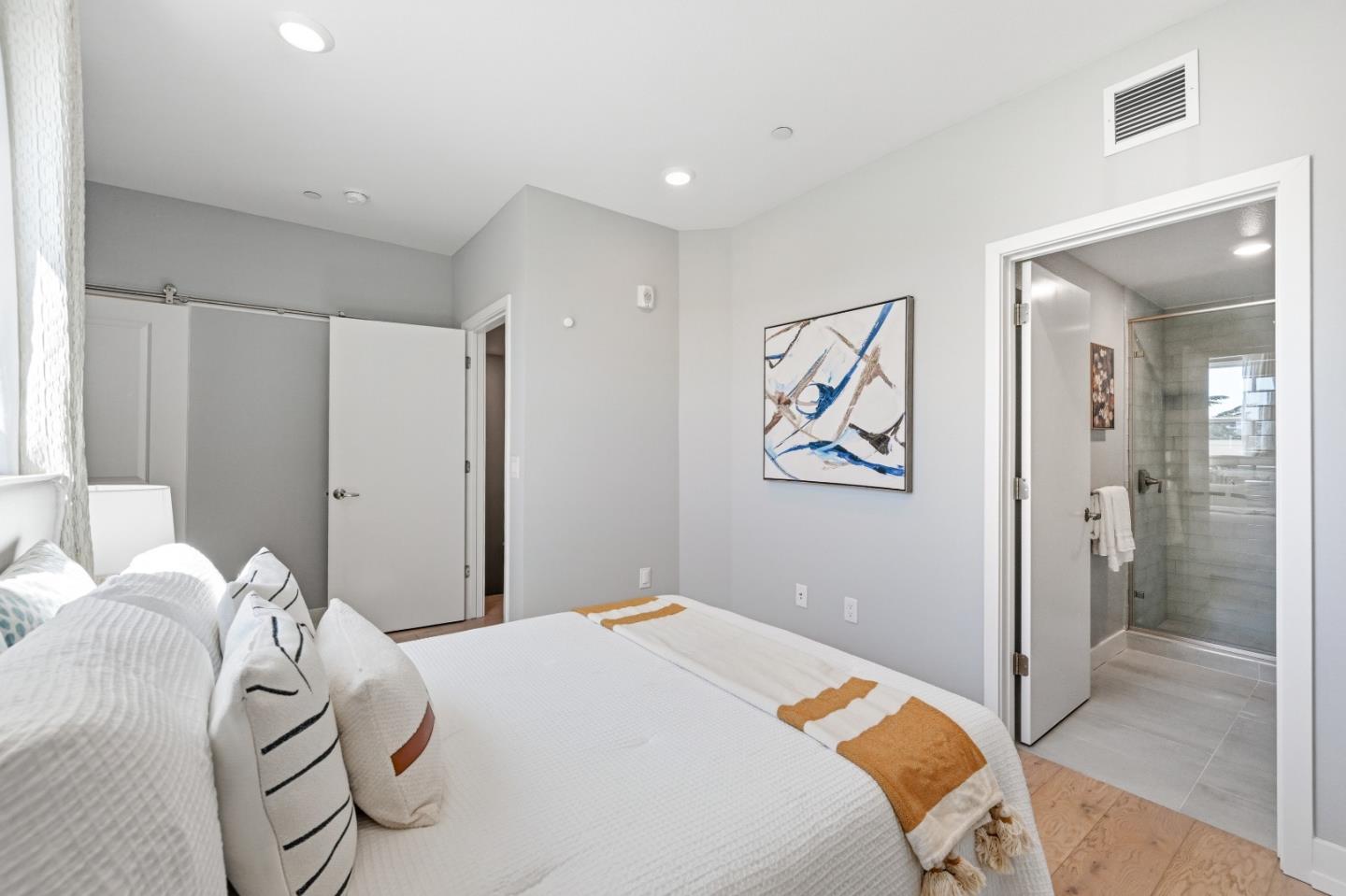 Detail Gallery Image 25 of 55 For 1048 Monroe St #307,  Santa Clara,  CA 95050 - 3 Beds | 3 Baths