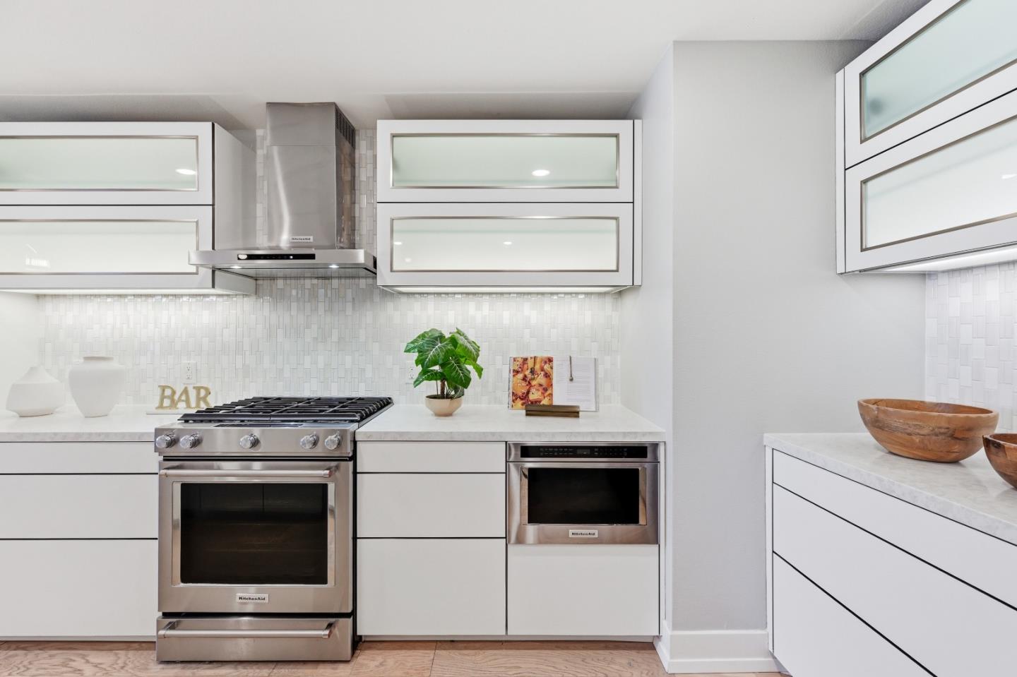 Detail Gallery Image 8 of 55 For 1048 Monroe St #307,  Santa Clara,  CA 95050 - 3 Beds | 3 Baths