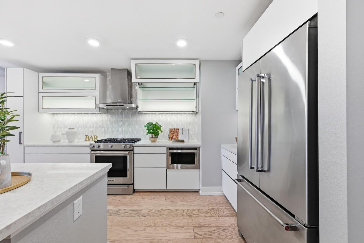 Detail Gallery Image 9 of 55 For 1048 Monroe St #307,  Santa Clara,  CA 95050 - 3 Beds | 3 Baths