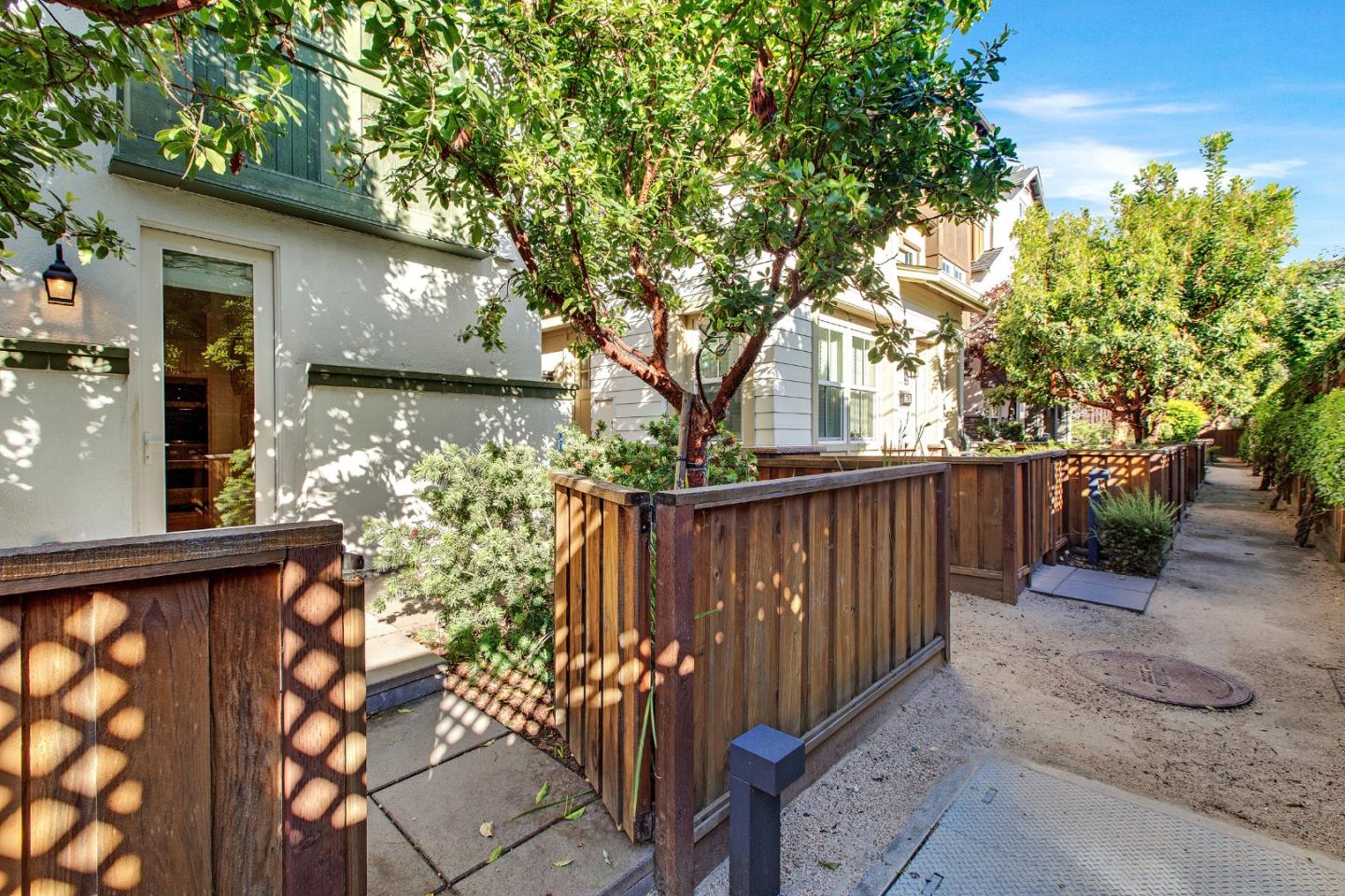 Detail Gallery Image 18 of 45 For 100 Tilton Ave, San Mateo,  CA 94401 - 3 Beds | 2/1 Baths