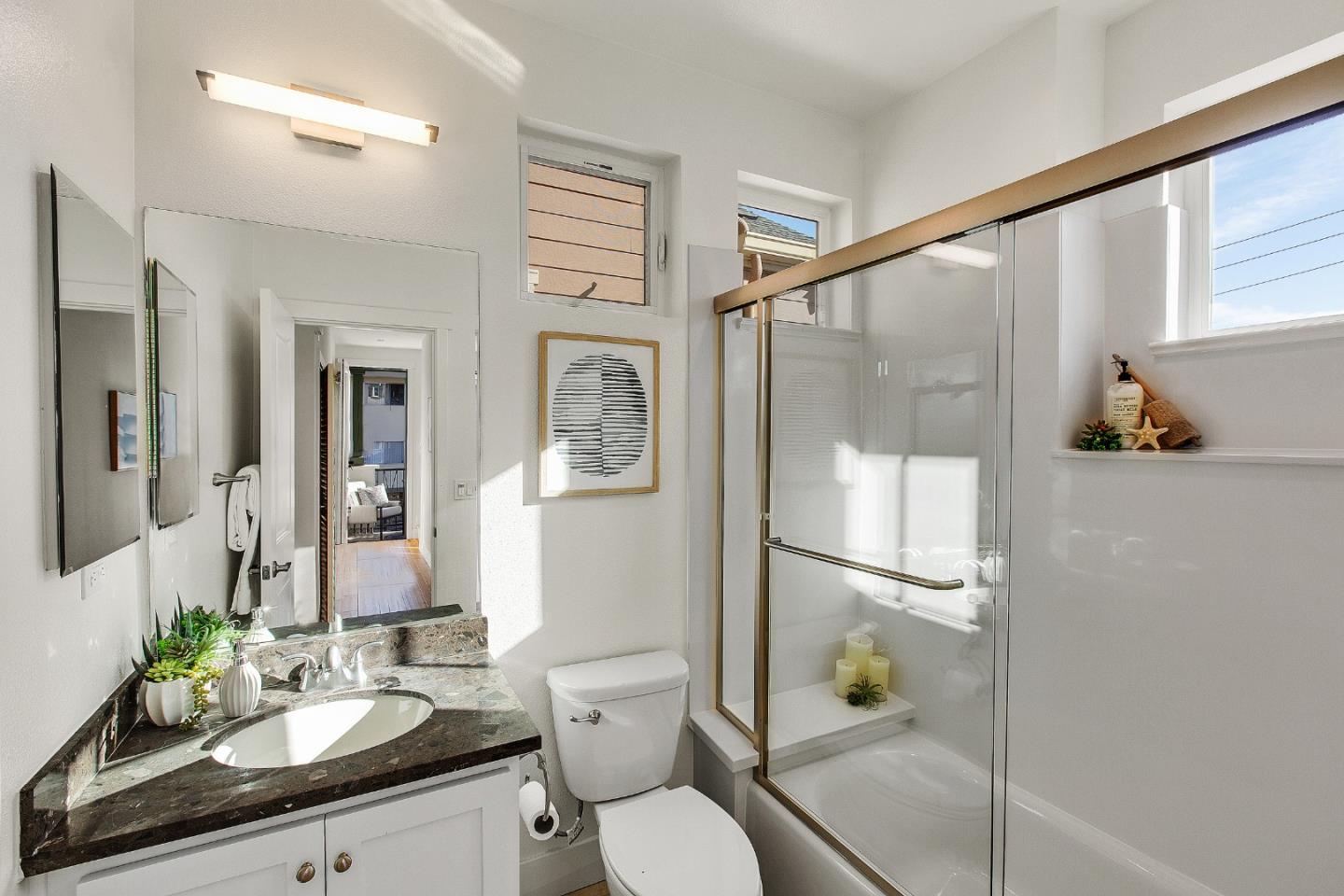 Detail Gallery Image 24 of 45 For 100 Tilton Ave, San Mateo,  CA 94401 - 3 Beds | 2/1 Baths