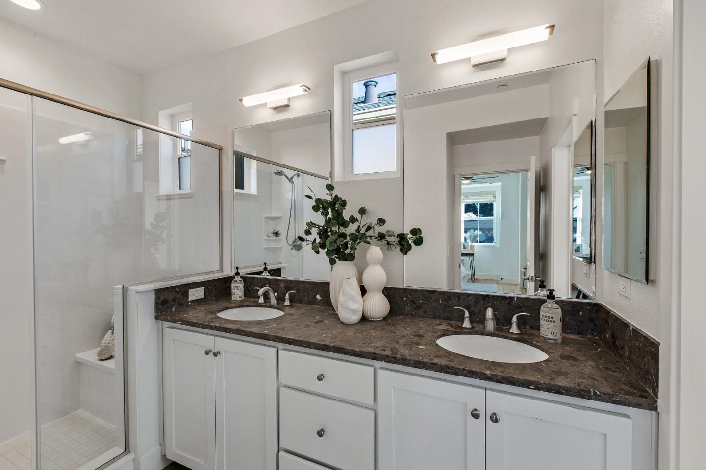 Detail Gallery Image 36 of 45 For 100 Tilton Ave, San Mateo,  CA 94401 - 3 Beds | 2/1 Baths