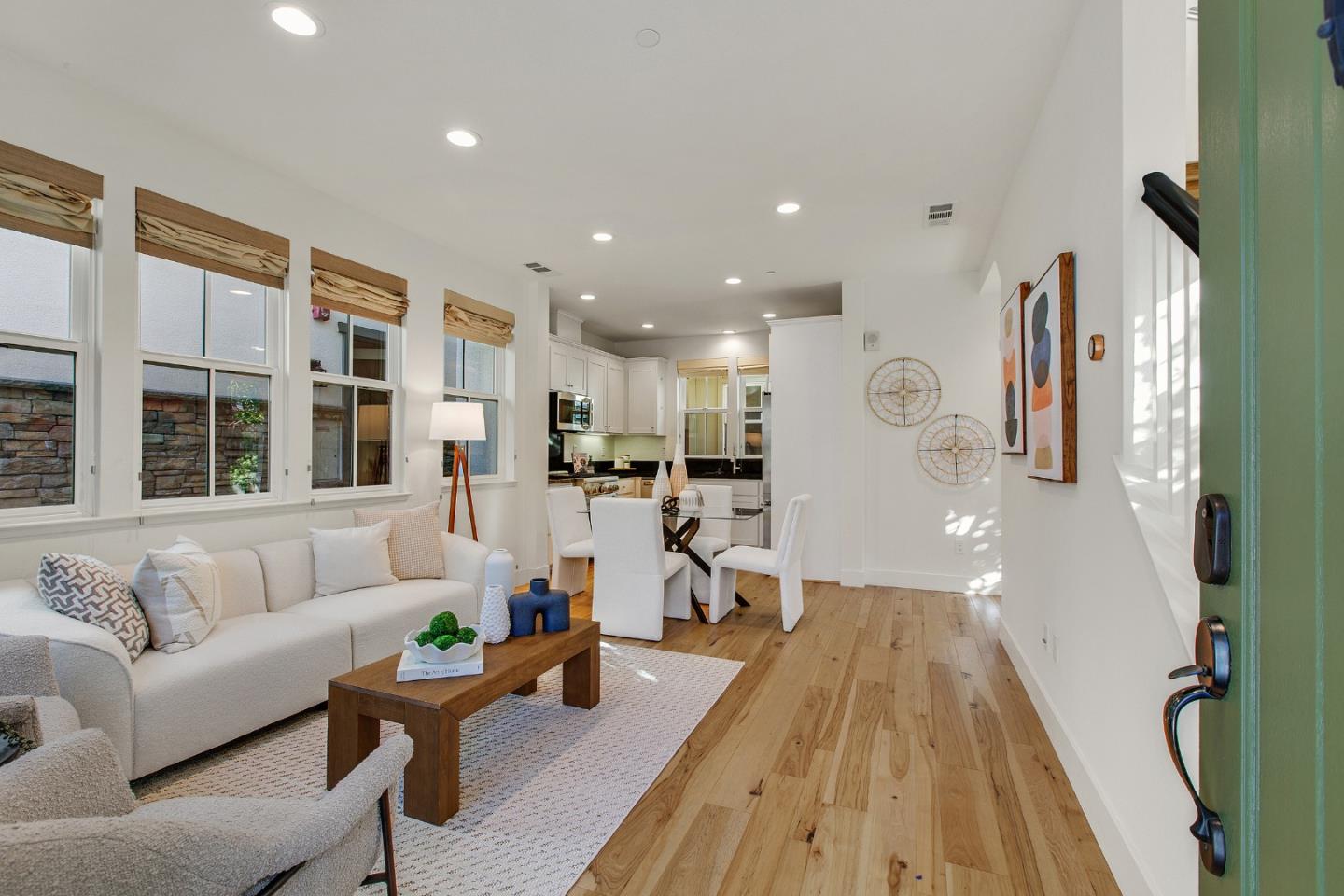 Detail Gallery Image 8 of 45 For 100 Tilton Ave, San Mateo,  CA 94401 - 3 Beds | 2/1 Baths