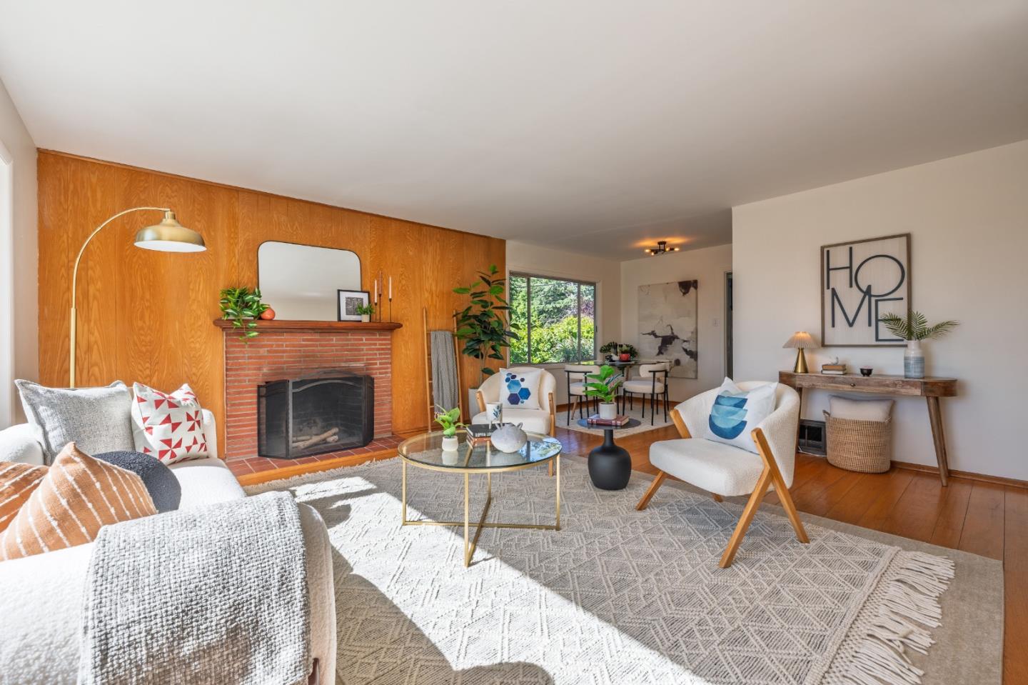 Detail Gallery Image 4 of 24 For 2218 Ewell Rd, Belmont,  CA 94002 - 3 Beds | 1 Baths