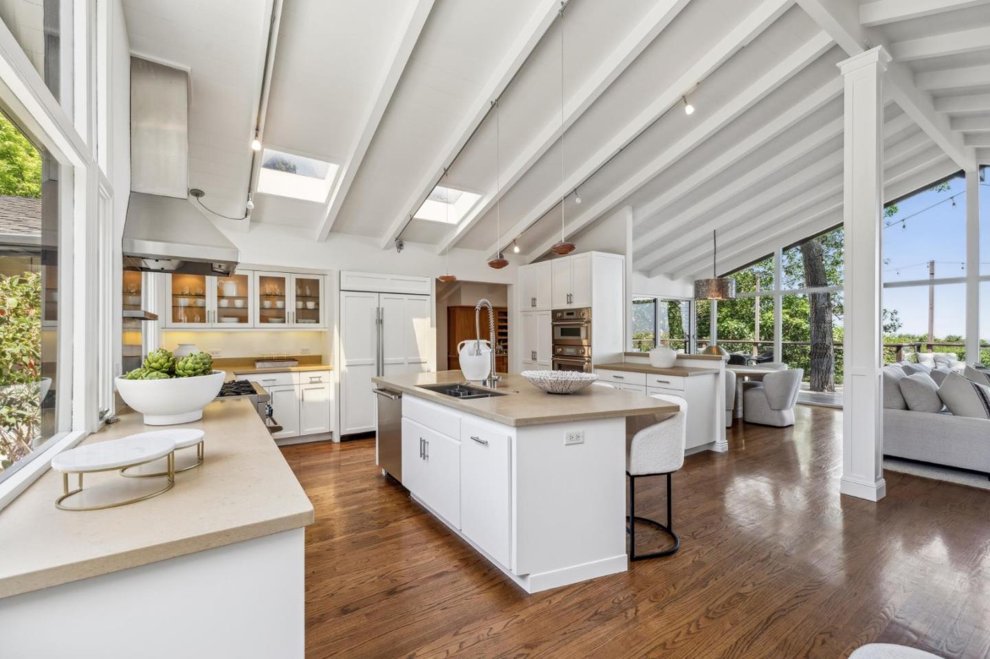 Detail Gallery Image 20 of 118 For 138 Bolivar Ln, Portola Valley,  CA 94028 - 6 Beds | 6 Baths