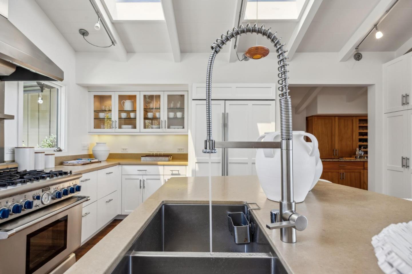 Detail Gallery Image 25 of 118 For 138 Bolivar Ln, Portola Valley,  CA 94028 - 6 Beds | 6 Baths