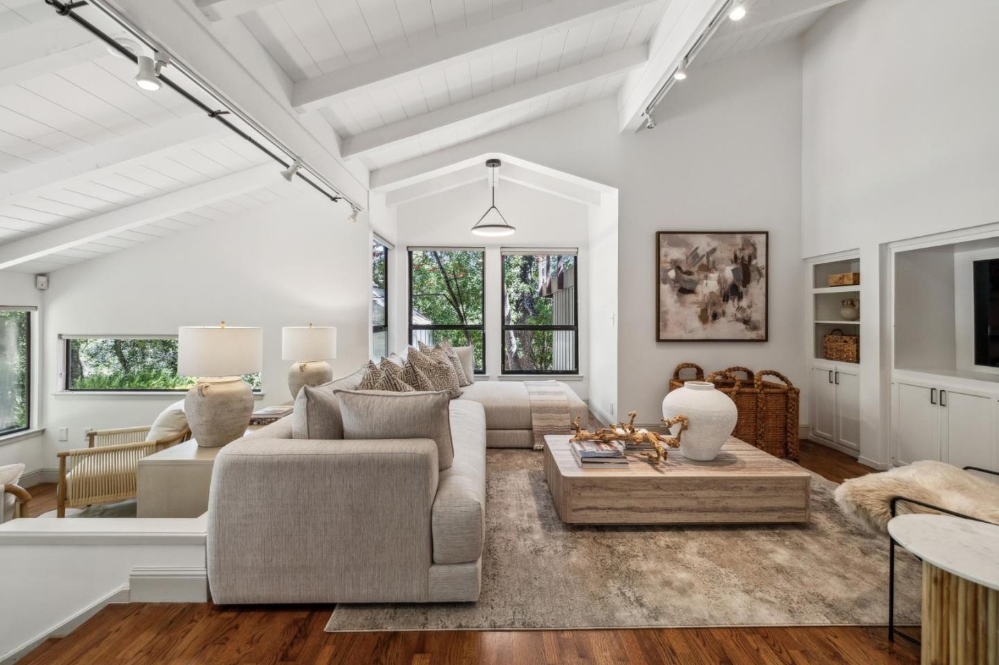 Detail Gallery Image 31 of 118 For 138 Bolivar Ln, Portola Valley,  CA 94028 - 6 Beds | 6 Baths