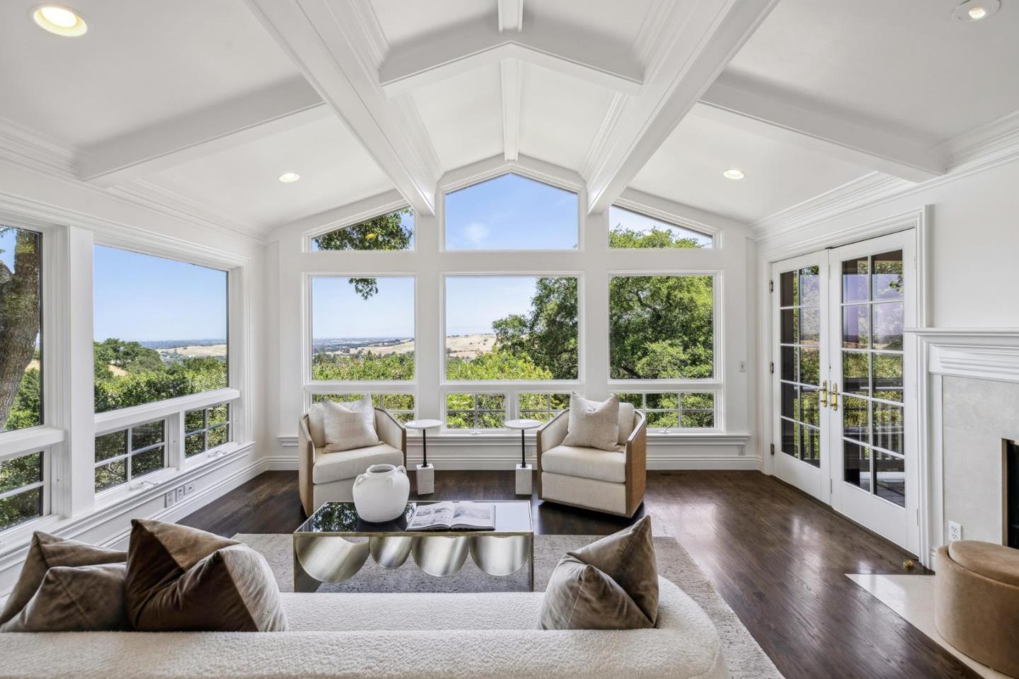 Detail Gallery Image 43 of 118 For 138 Bolivar Ln, Portola Valley,  CA 94028 - 6 Beds | 6 Baths