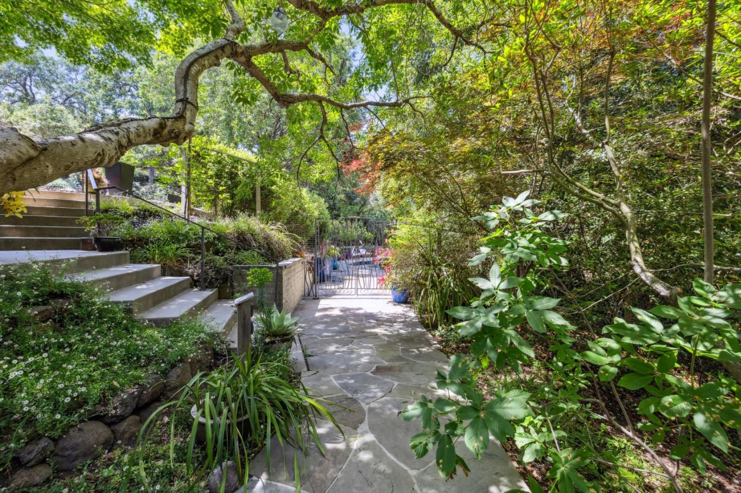 138 Bolivar Lane, Portola Valley, CA, 94028