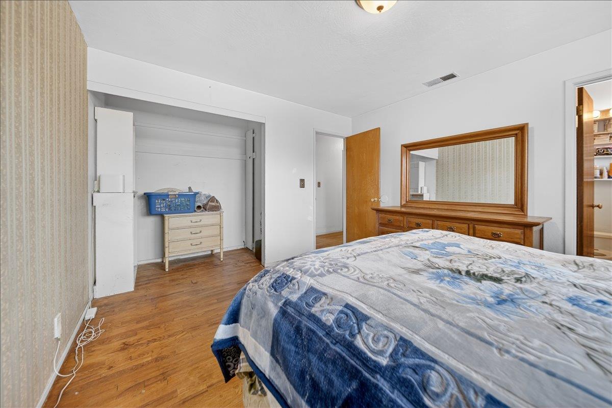 Detail Gallery Image 12 of 25 For 788 Bedford Dr, Salinas,  CA 93901 - 3 Beds | 2 Baths